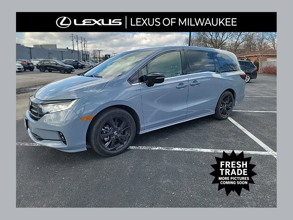 Used 2024 Honda Odyssey Sport image 1