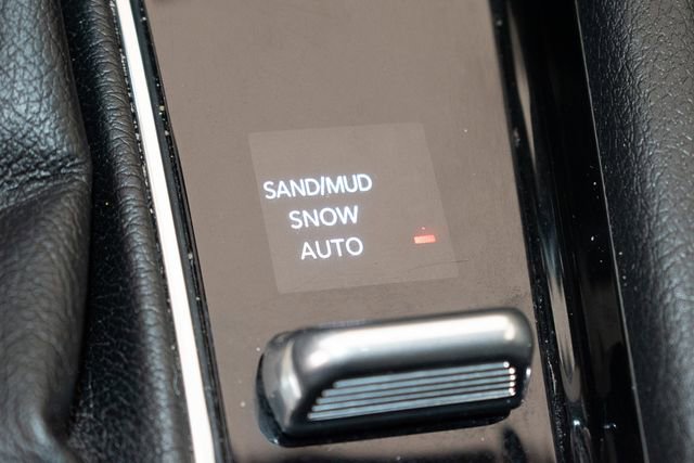 Used 2022 Jeep Compass Limited AWD/4WD image 31