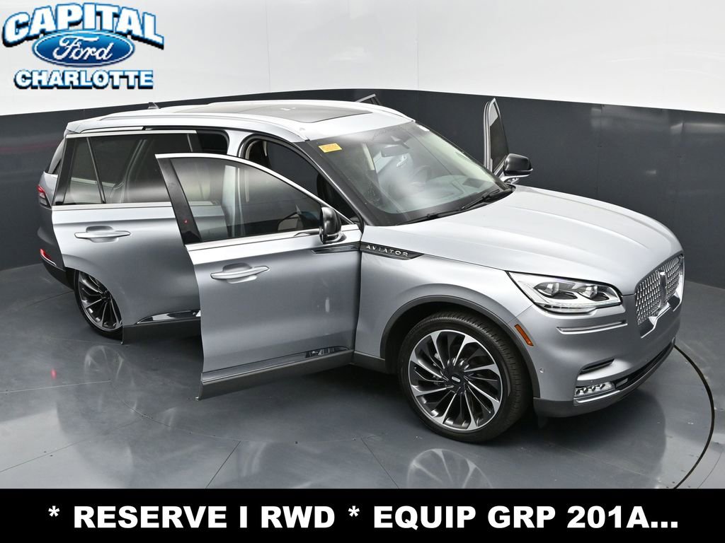 Used 2023 Lincoln Aviator Reserve w/ Equipment Group 201A image 39