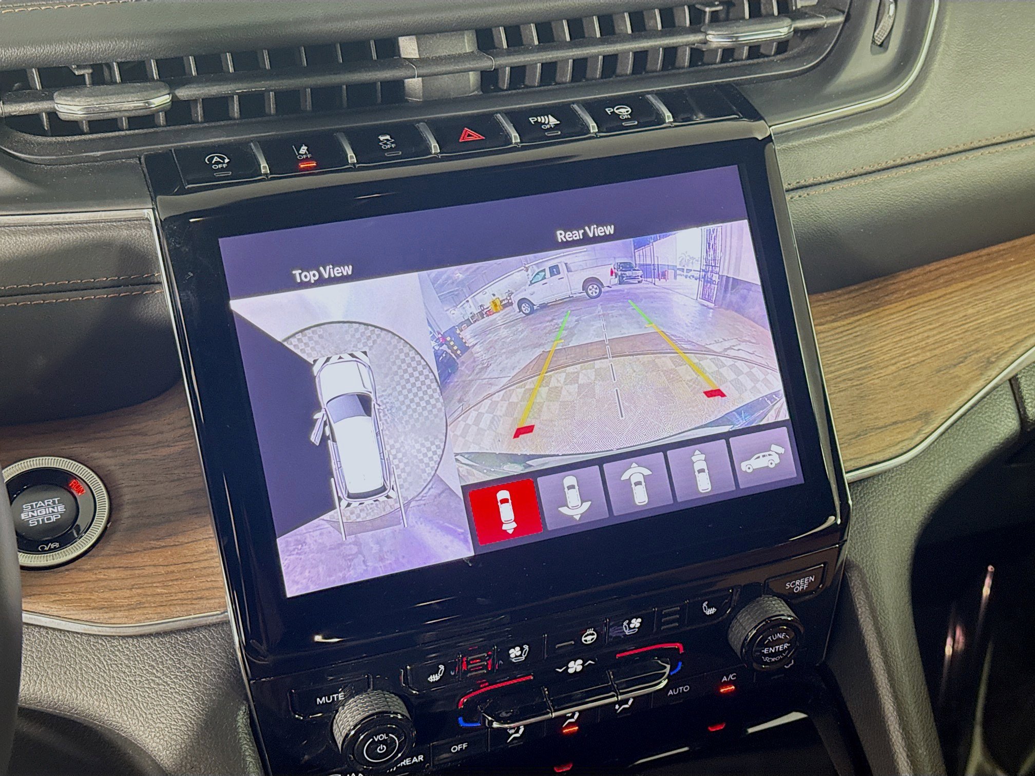 Used 2024 Jeep Grand Cherokee Summit w/ Adv Protech Group IV image 19