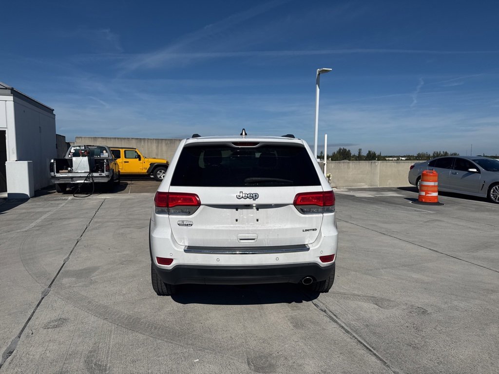Used 2018 Jeep Grand Cherokee Limited w/ Luxury Group II image 6