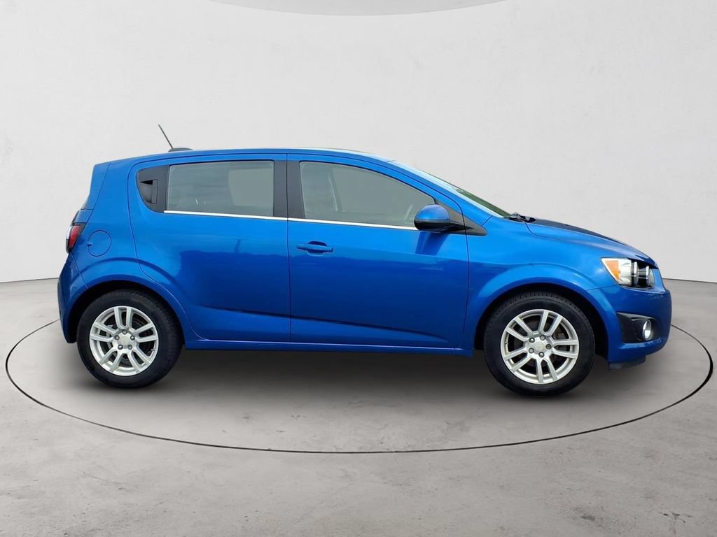 Used 2016 Chevrolet Sonic LT w/ Wheels and Fog Lamp Package FWD image 4