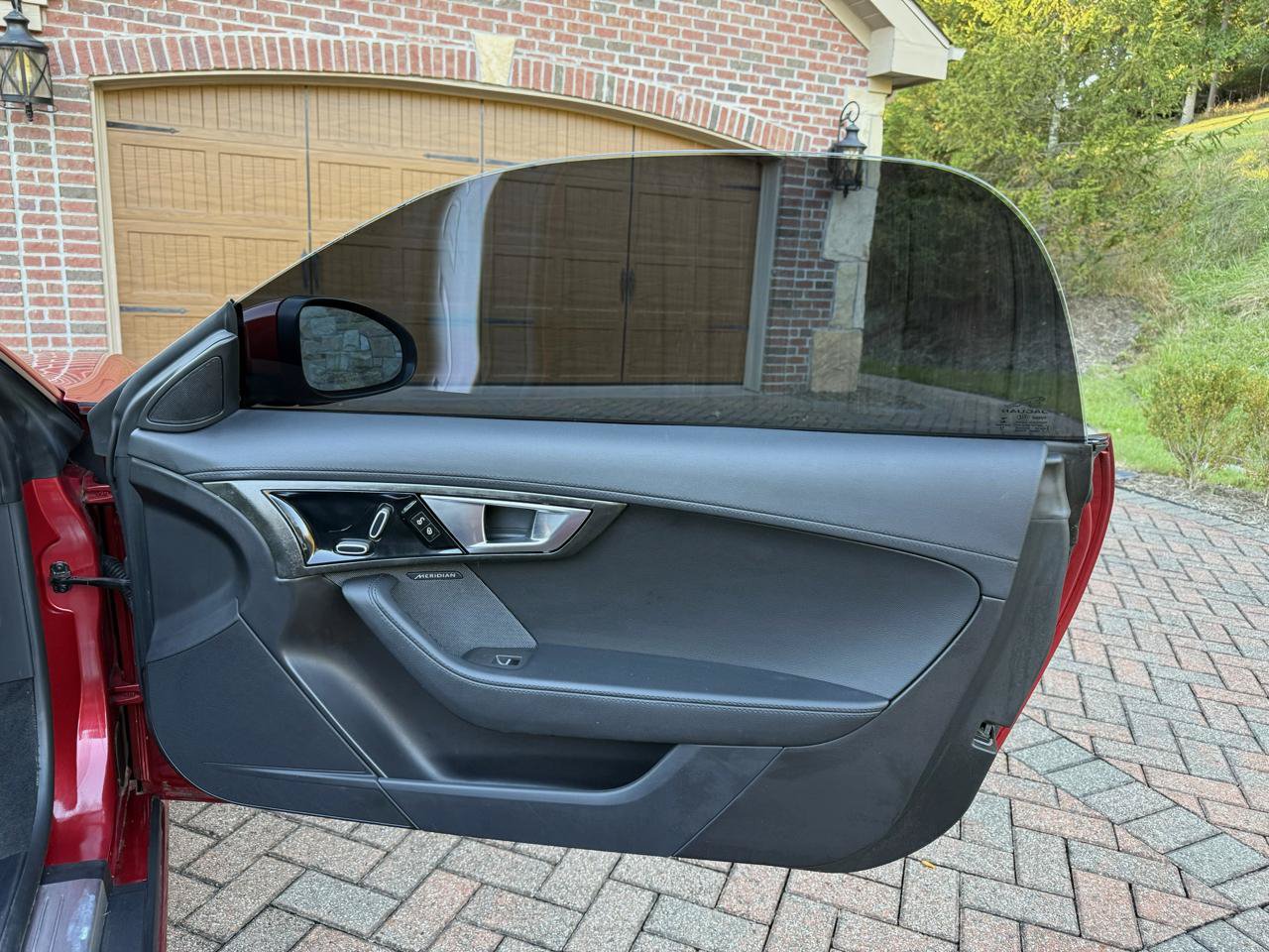 Used 2015 Jaguar F-TYPE Convertible RWD image 24