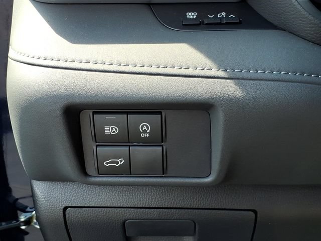 Used 2026 Toyota Highlander XLE AWD/4WD image 21