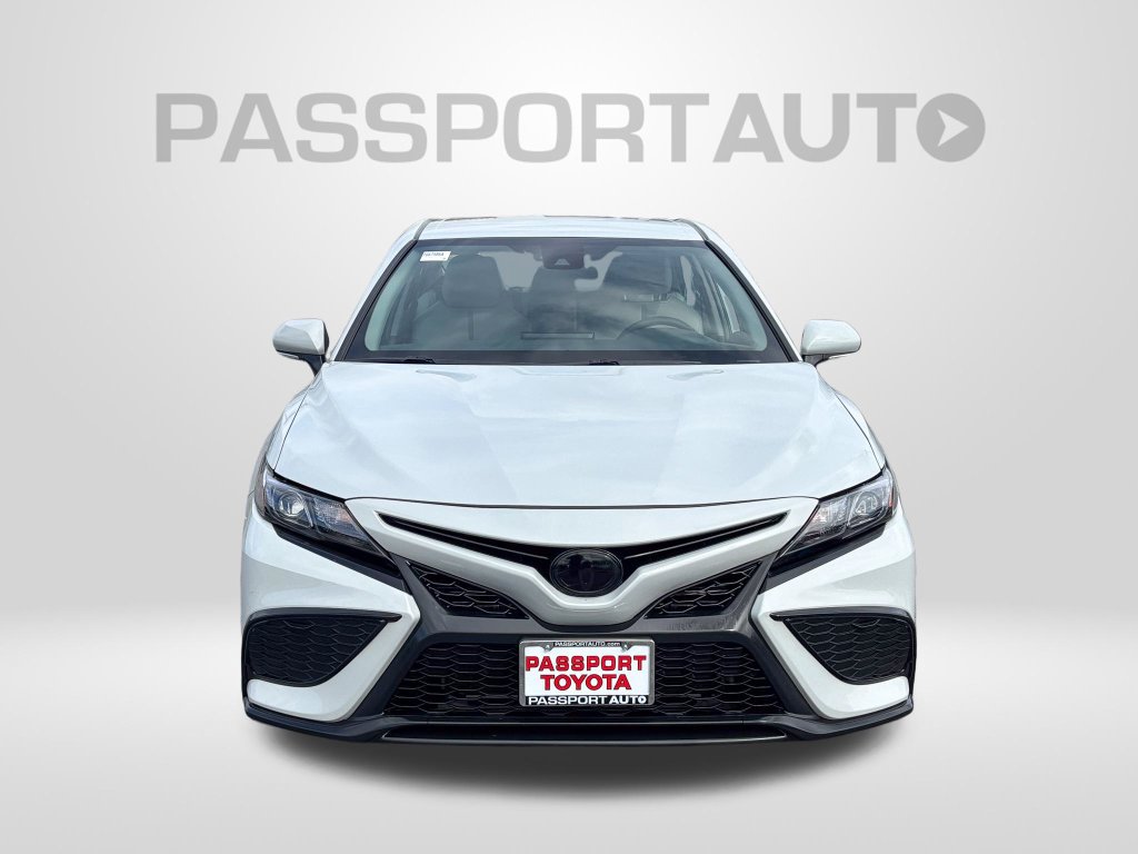 Used 2024 Toyota Camry SE FWD image 12