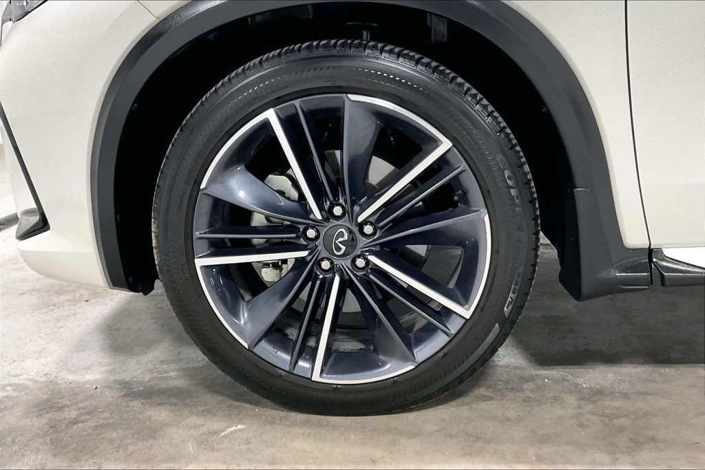 Used 2023 INFINITI QX55 Essential AWD/4WD image 10