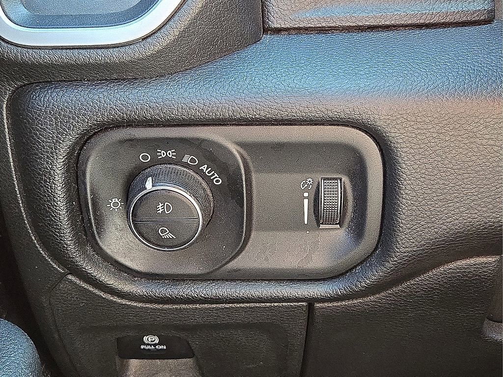 Used 2023 RAM 1500 Lone Star image 24