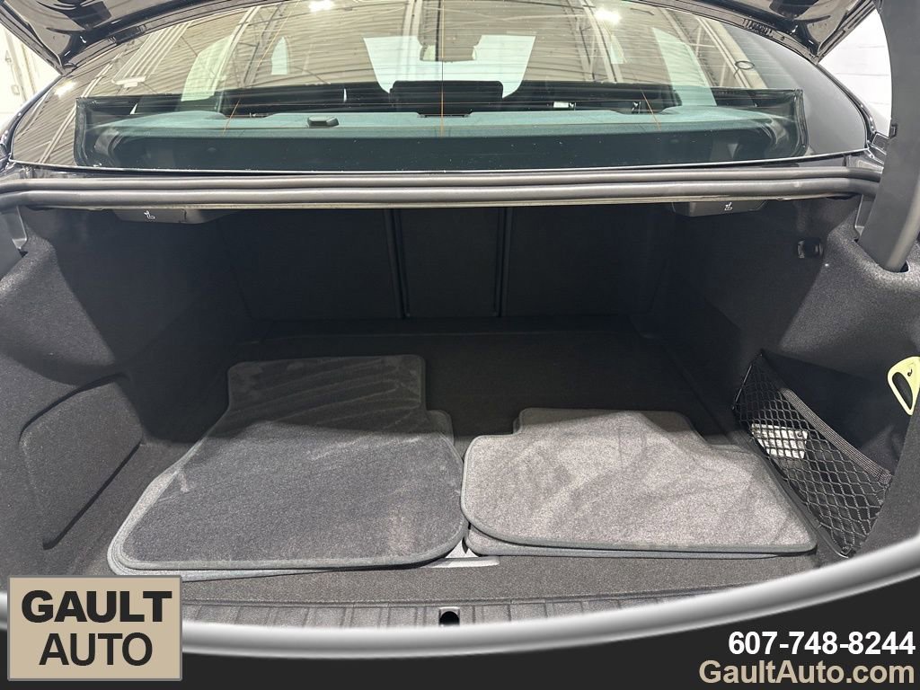 Certified 2025 BMW M235i xDrive w/ Premium Package image 17