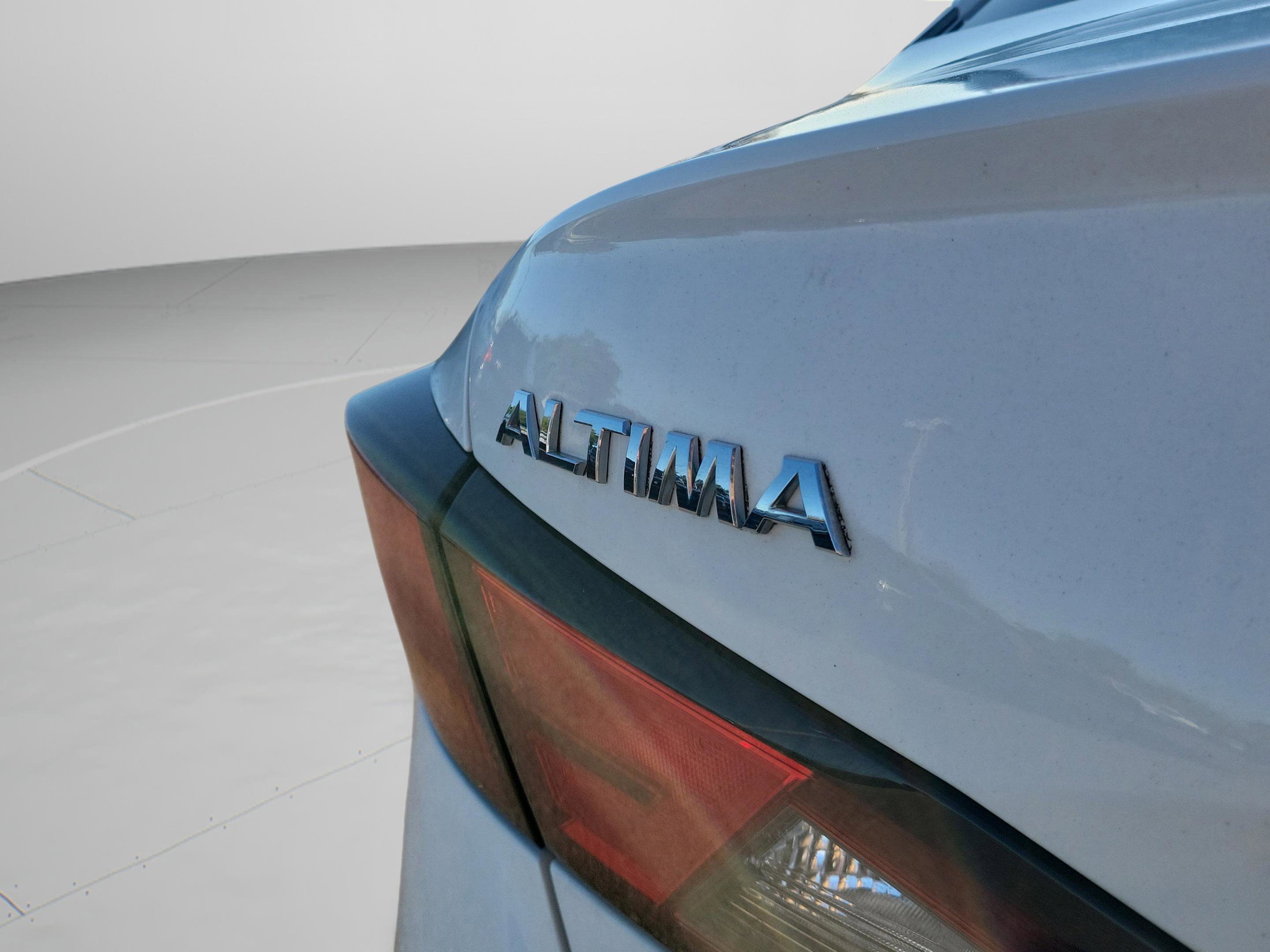 Certified 2022 Nissan Altima 2.5 SR image 8