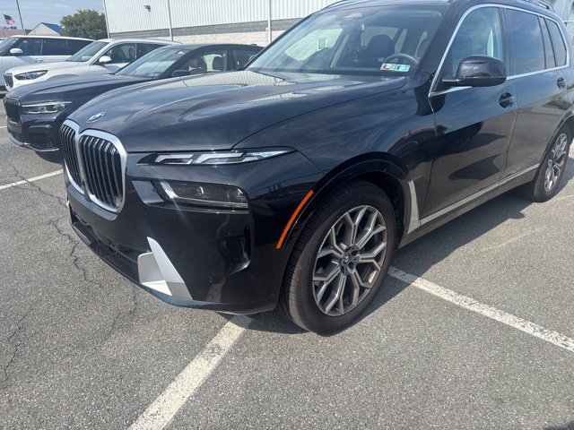 Used 2026 BMW X7 xDrive40i w/ Premium Package AWD/4WD image 1