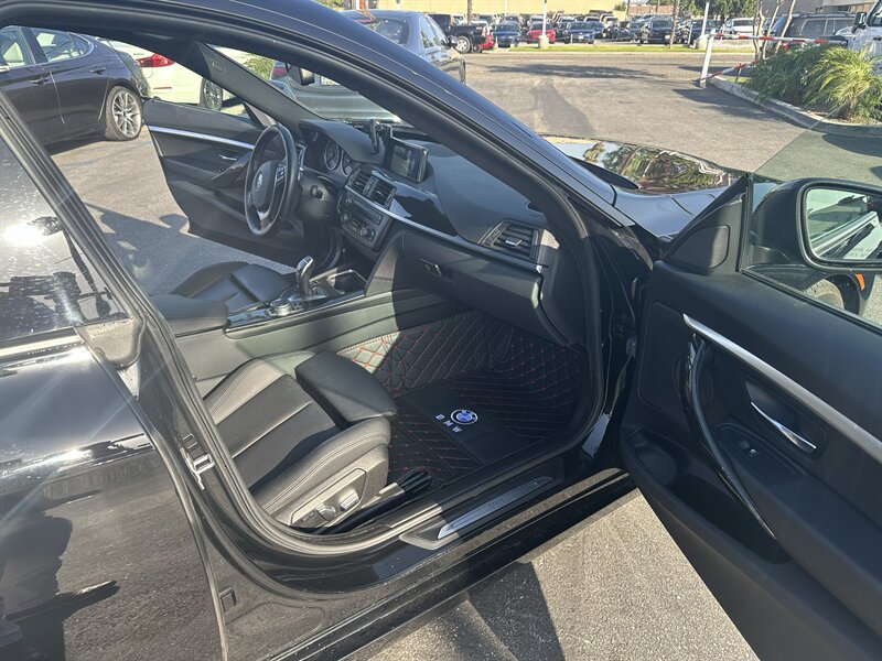 Used 2016 BMW 328i Gran Turismo xDrive AWD/4WD image 14