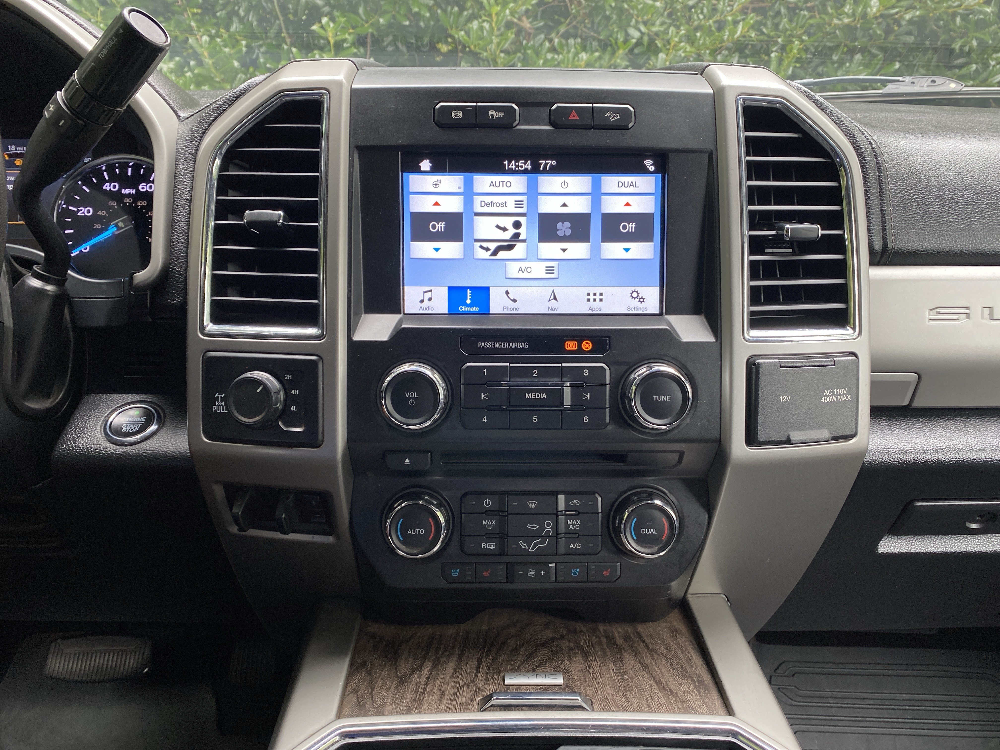 Used 2018 Ford F250 Lariat w/ Lariat Ultimate Package AWD/4WD image 24