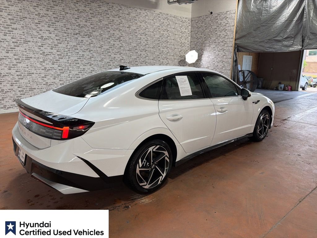 Used 2026 Hyundai Sonata SEL FWD image 8