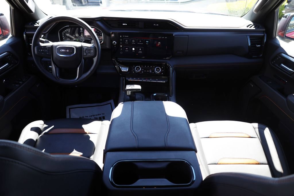 Used 2025 GMC Sierra 1500 AT4 w/ AT4 Premium Package AWD/4WD image 18