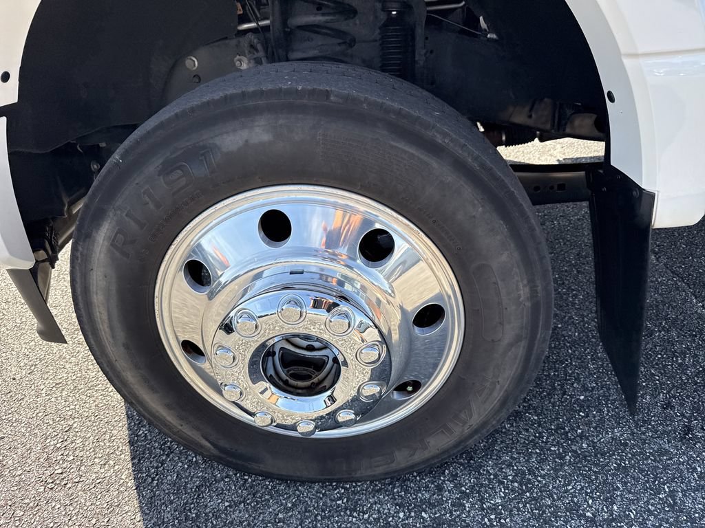 Used 2023 Ford F450 Lariat AWD/4WD image 11