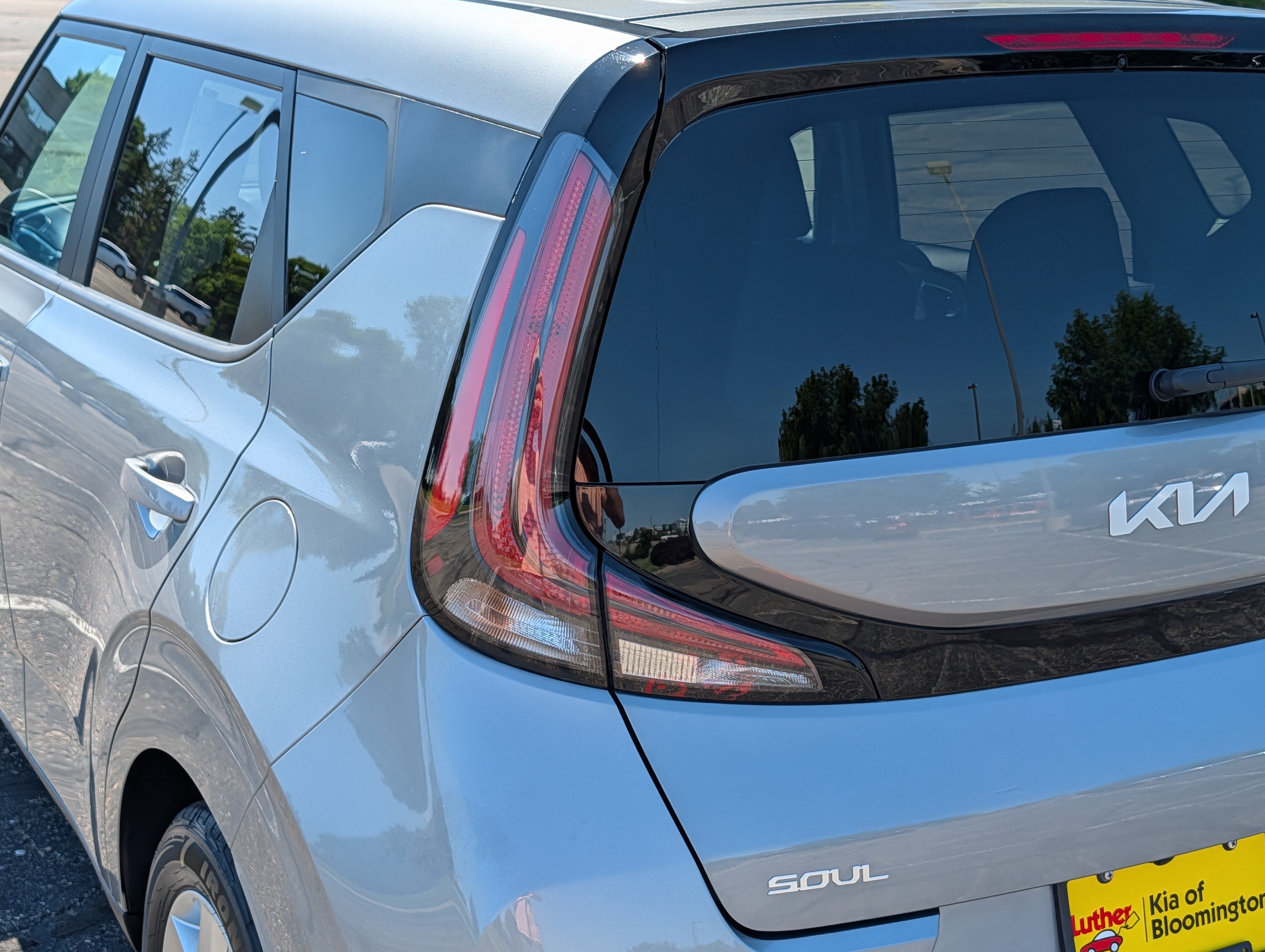 Certified 2023 Kia Soul LX w/ Option Group 015 FWD image 17