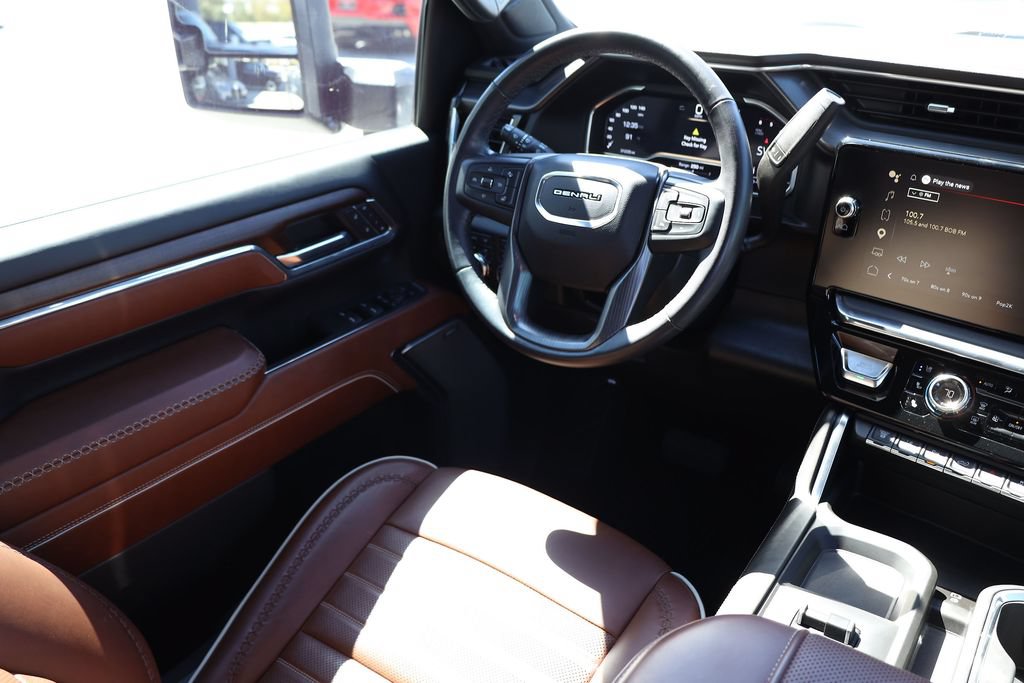 Used 2024 GMC Sierra 2500 Denali Ultimate w/ Max Trailering Package AWD/4WD image 20