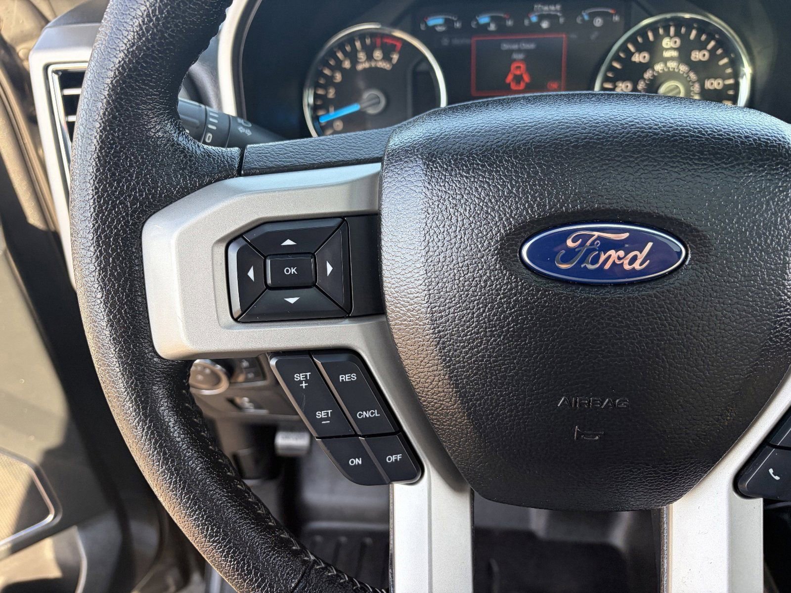 Used 2016 Ford F150 Lariat image 25