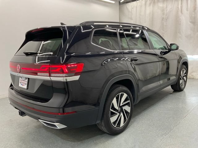 Used 2025 Volkswagen Atlas SE FWD image 7