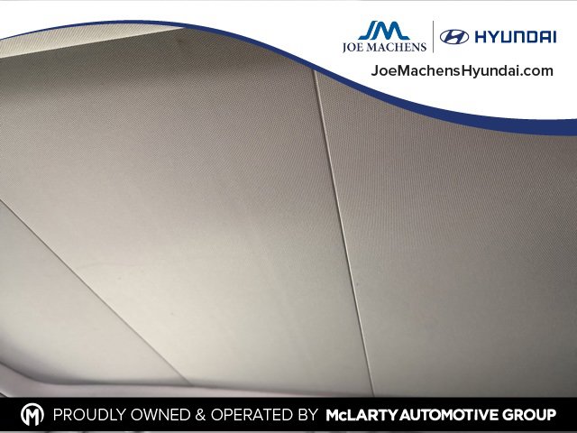 Used 2018 Hyundai Santa Fe Sport image 26