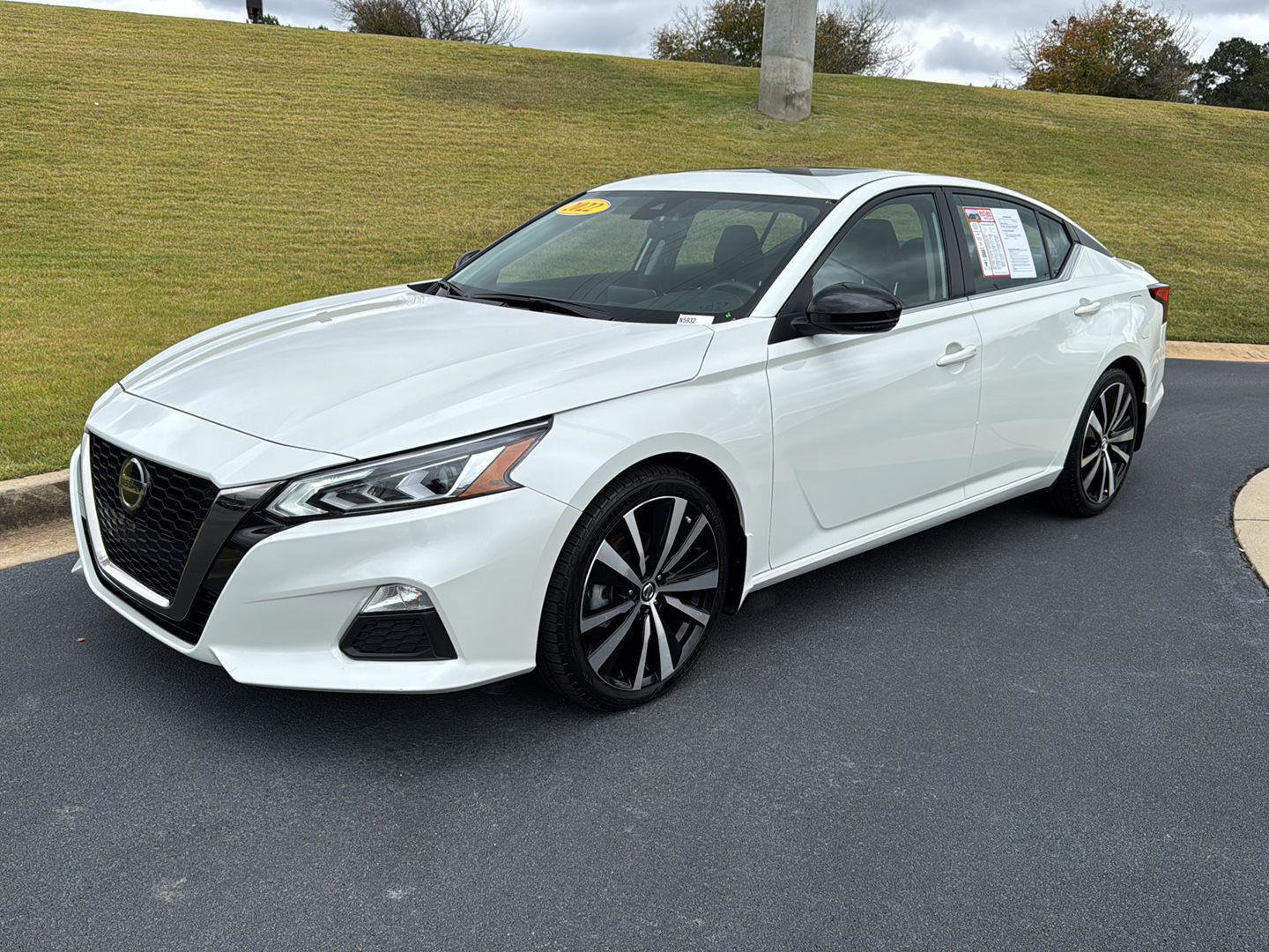 Used 2022 Nissan Altima 2.0 SR