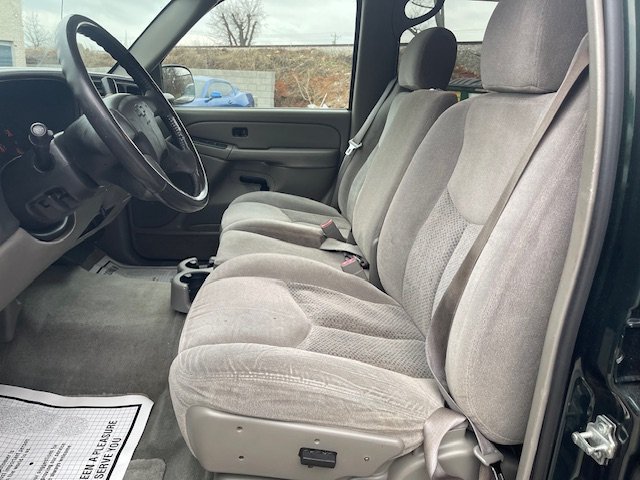 Used 2004 Chevrolet Tahoe LS RWD image 10