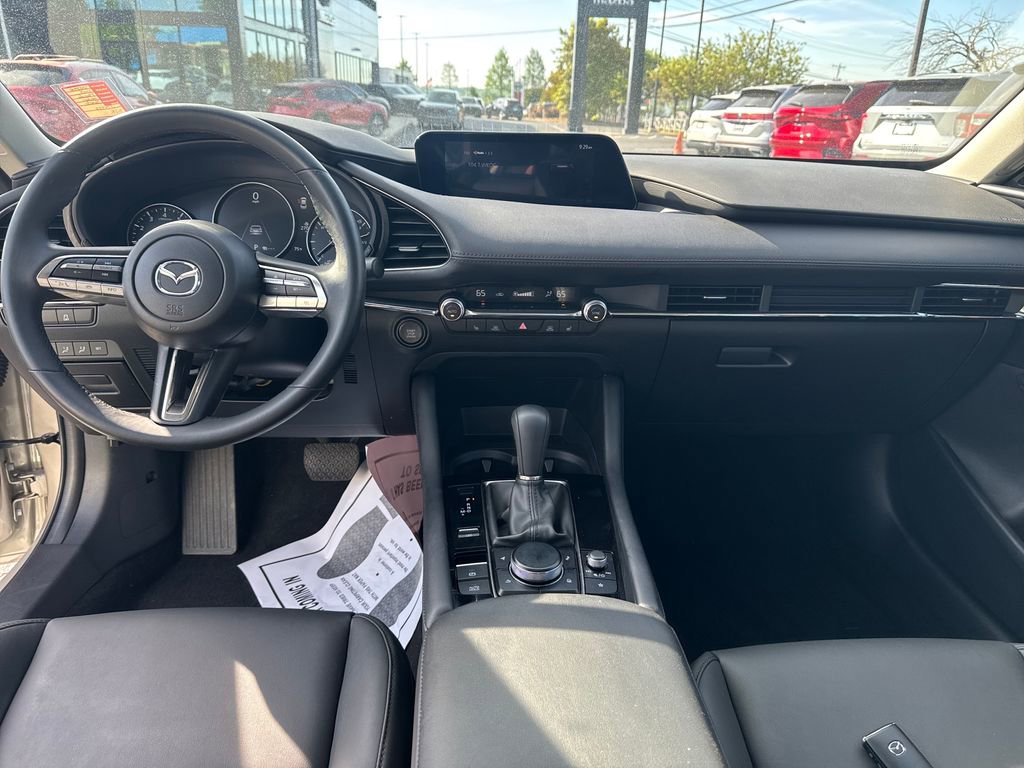 Used 2023 MAZDA MAZDA3 s FWD image 17