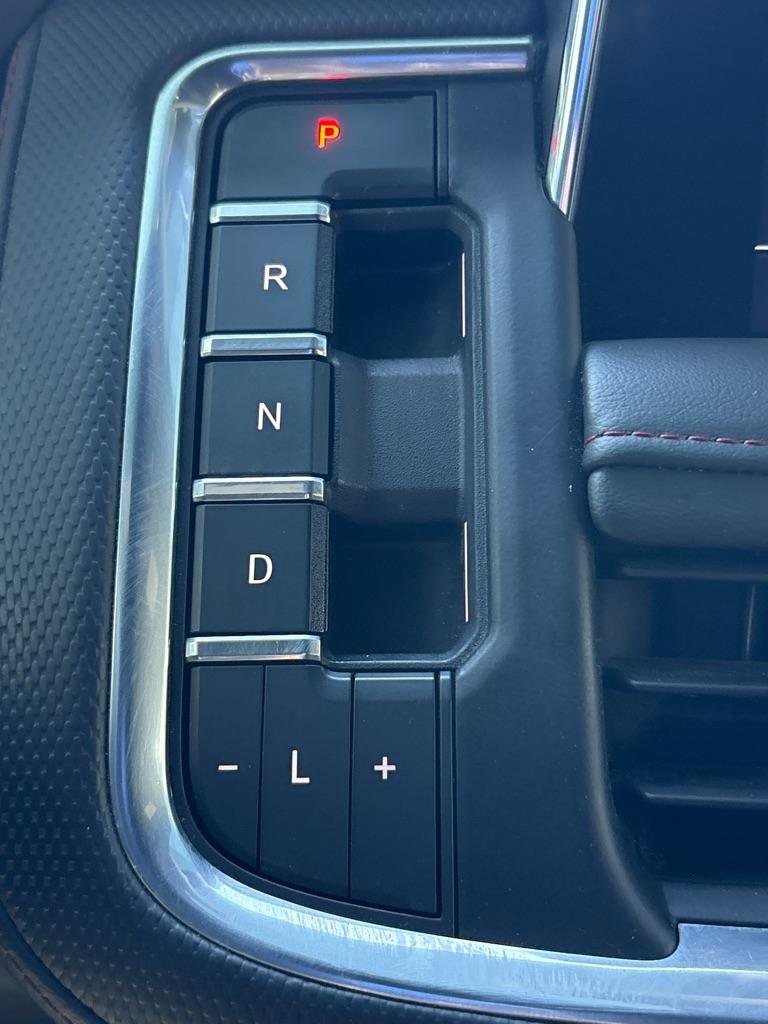 Used 2021 Chevrolet Tahoe RST w/ Luxury Package image 33