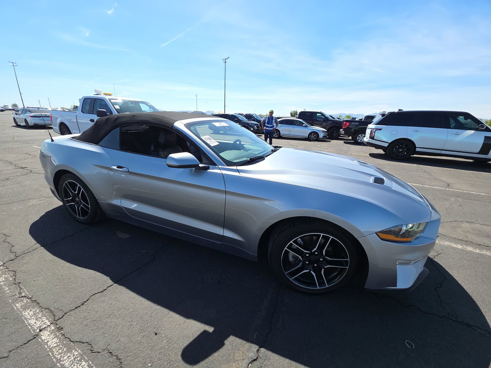 Used 2023 Ford Mustang Premium image 4