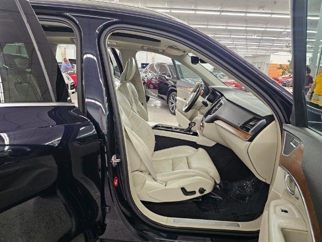 Used 2017 Volvo XC90 T6 Inscription image 31