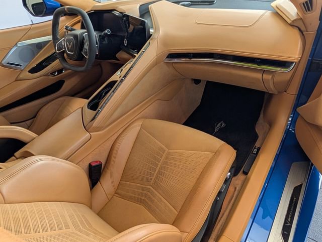 Used 2020 Chevrolet Corvette Stingray Premium Cpe w/ 3LT Preferred Equipment Group RWD image 11