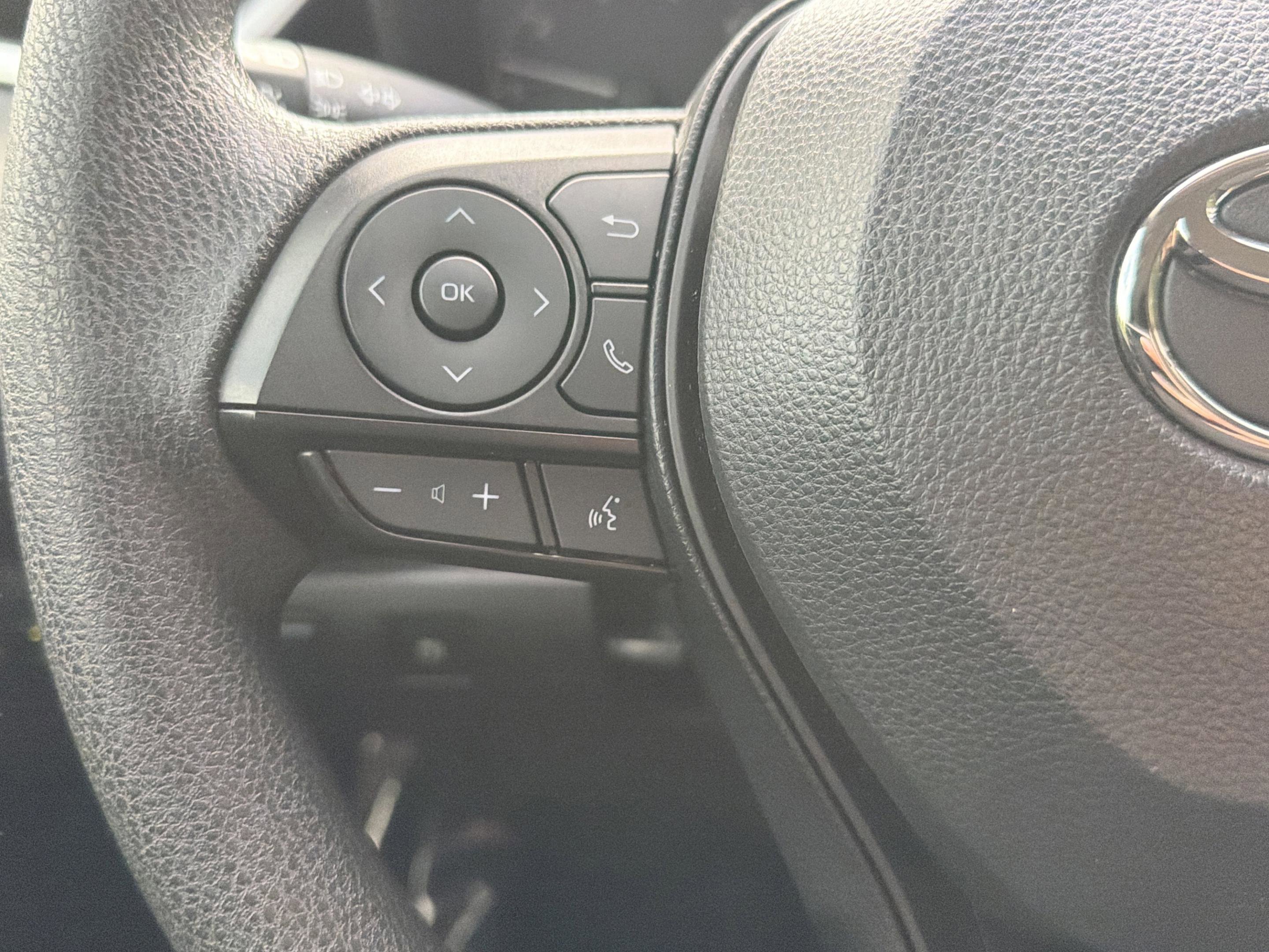 Used 2024 Toyota Corolla LE FWD image 15