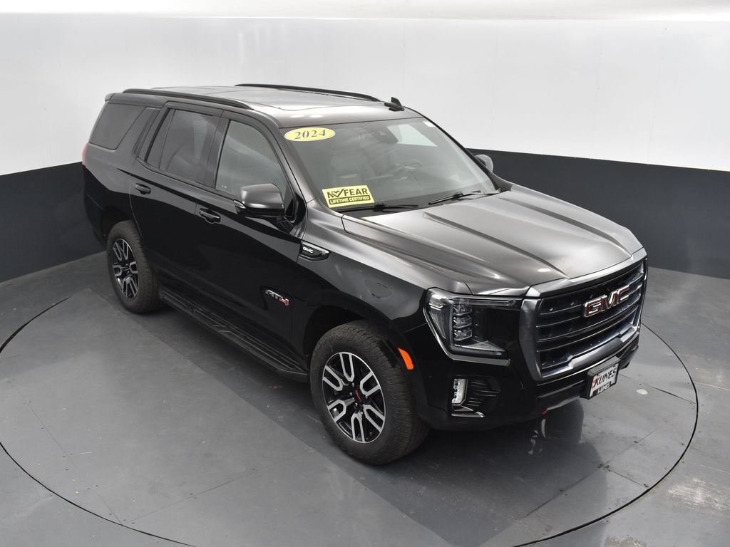 Used 2024 GMC Yukon AT4 w/ Technology Package AWD/4WD image 32