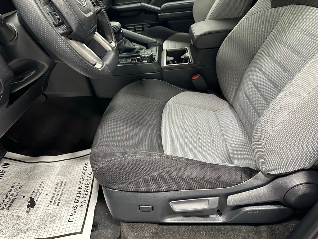 Used 2025 Toyota 4Runner TRD Off-Road AWD/4WD image 13