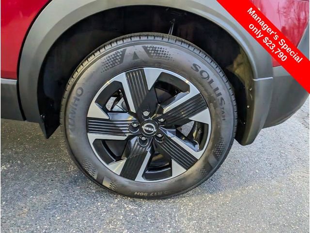 Certified 2025 Nissan Kicks SV image 24