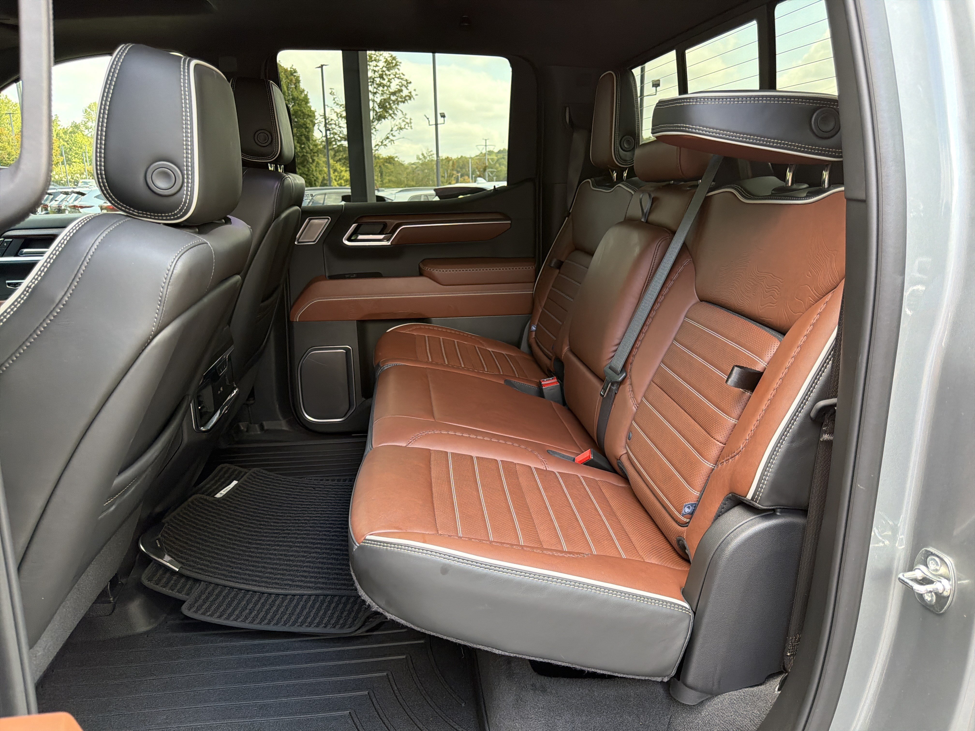 Used 2025 GMC Sierra 1500 Denali Ultimate AWD/4WD image 21