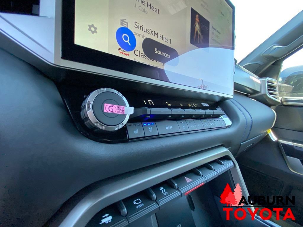 New 2026 Toyota Tundra Platinum AWD/4WD image 39