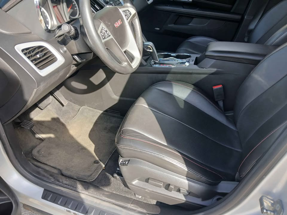 Used 2013 GMC Terrain SLT image 17