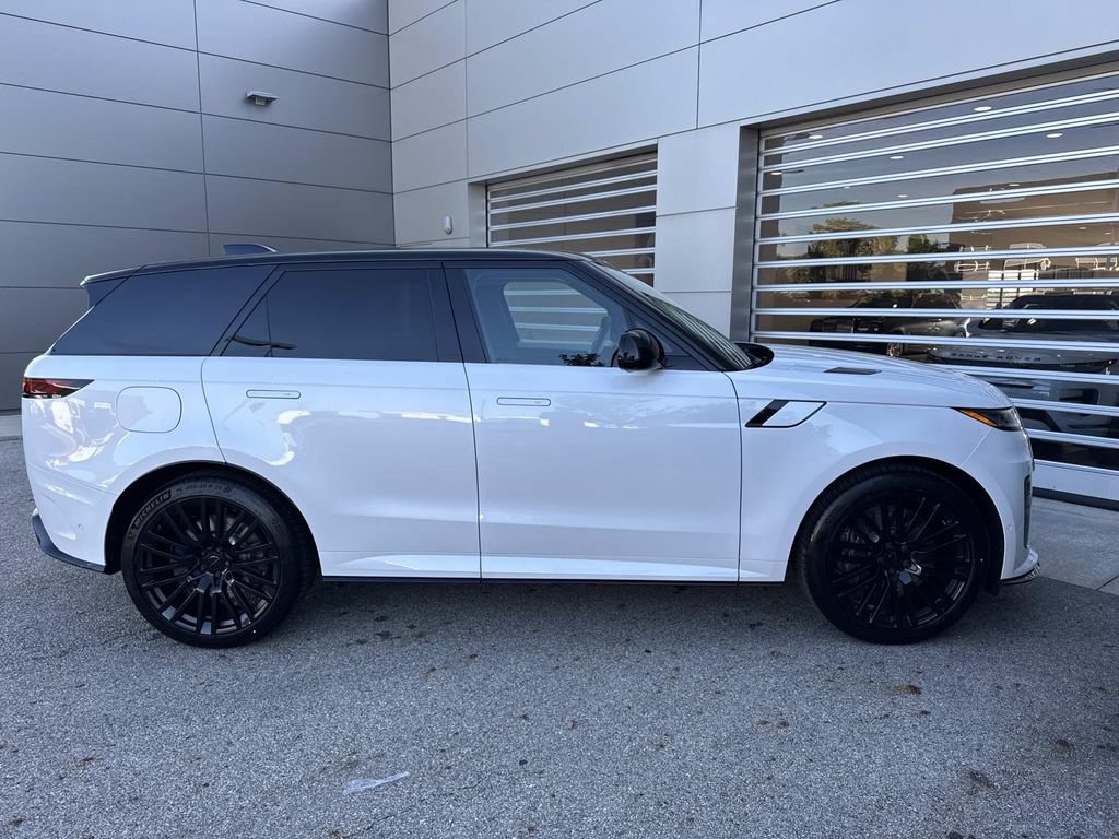 New 2027 Land Rover Range Rover Sport SV AWD/4WD image 8