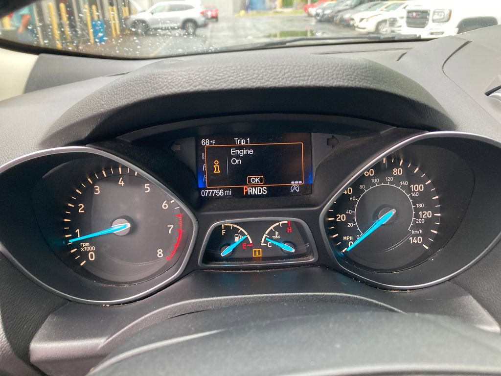 Used 2017 Ford Escape SE w/ SE Leather Comfort Package image 19