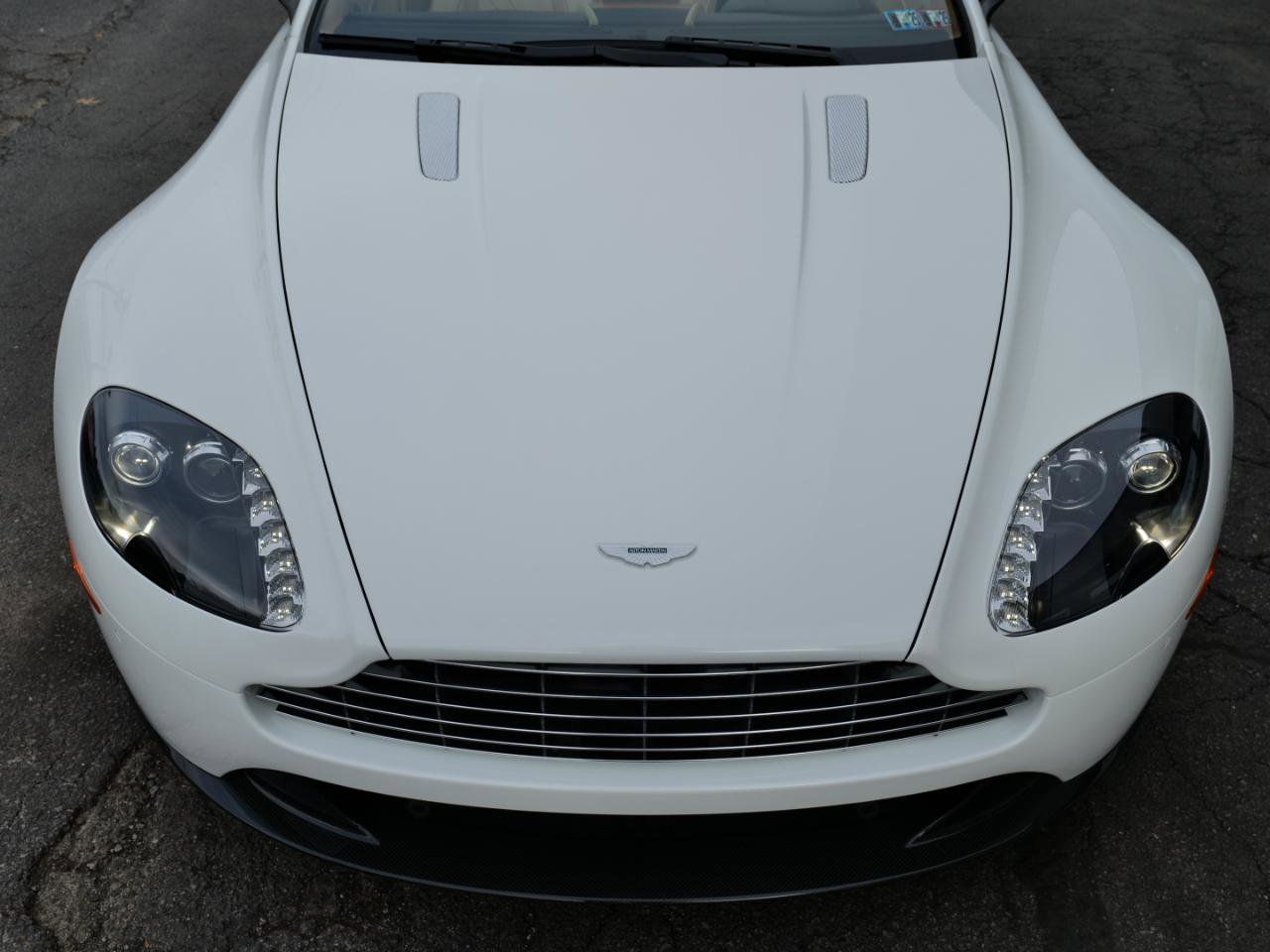 Used 2015 Aston Martin V8 Vantage S RWD image 70
