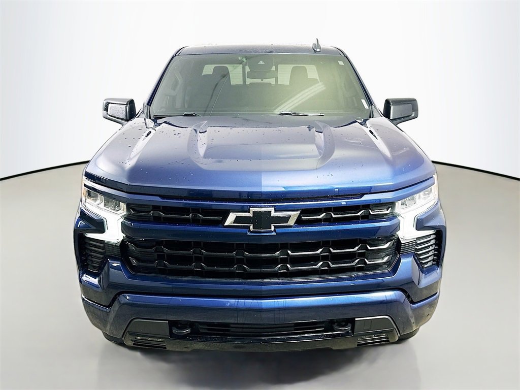 Used 2022 Chevrolet Silverado 1500 RST w/ Convenience Package II image 2