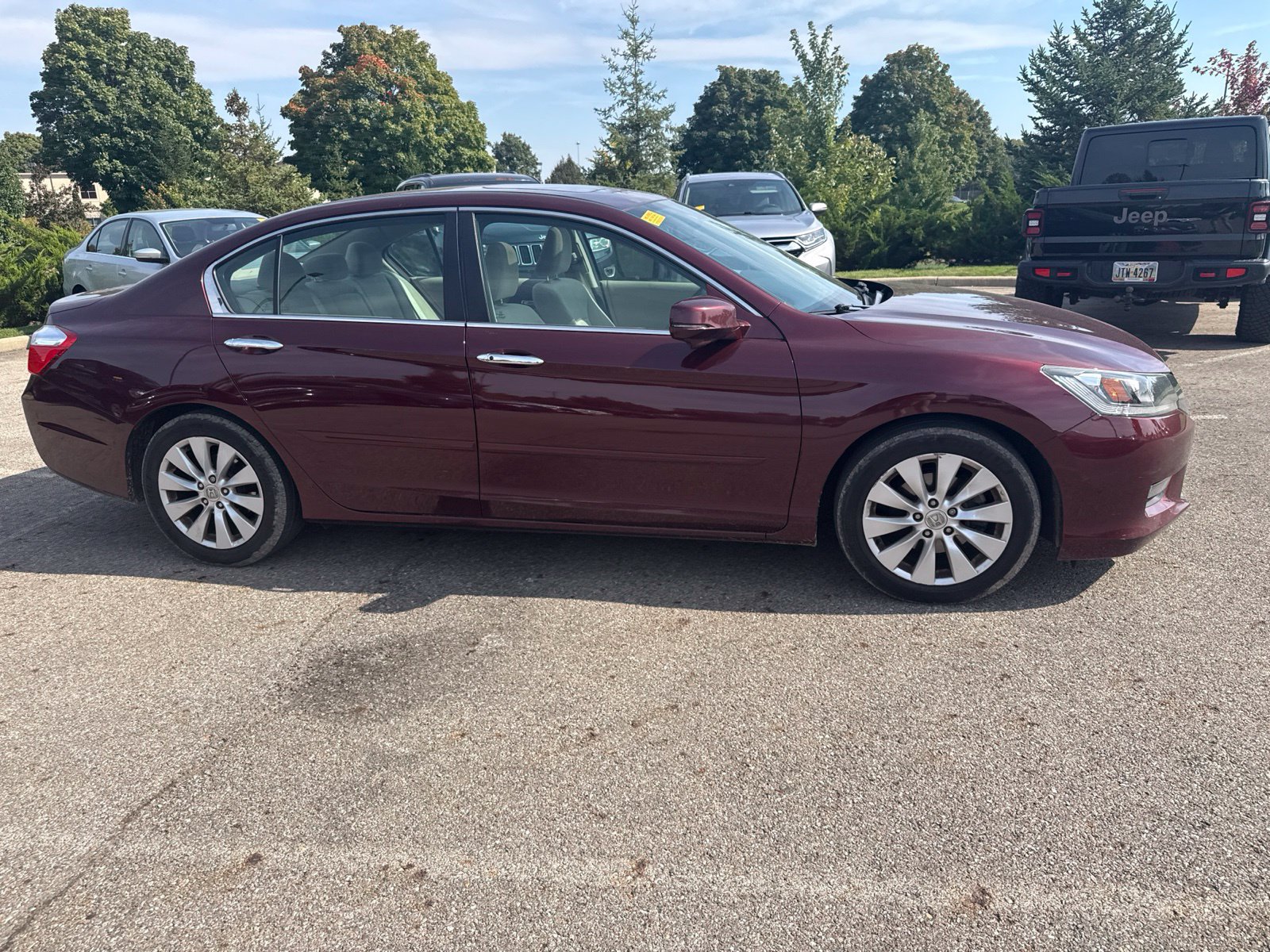 Used 2014 Honda Accord EX image 4