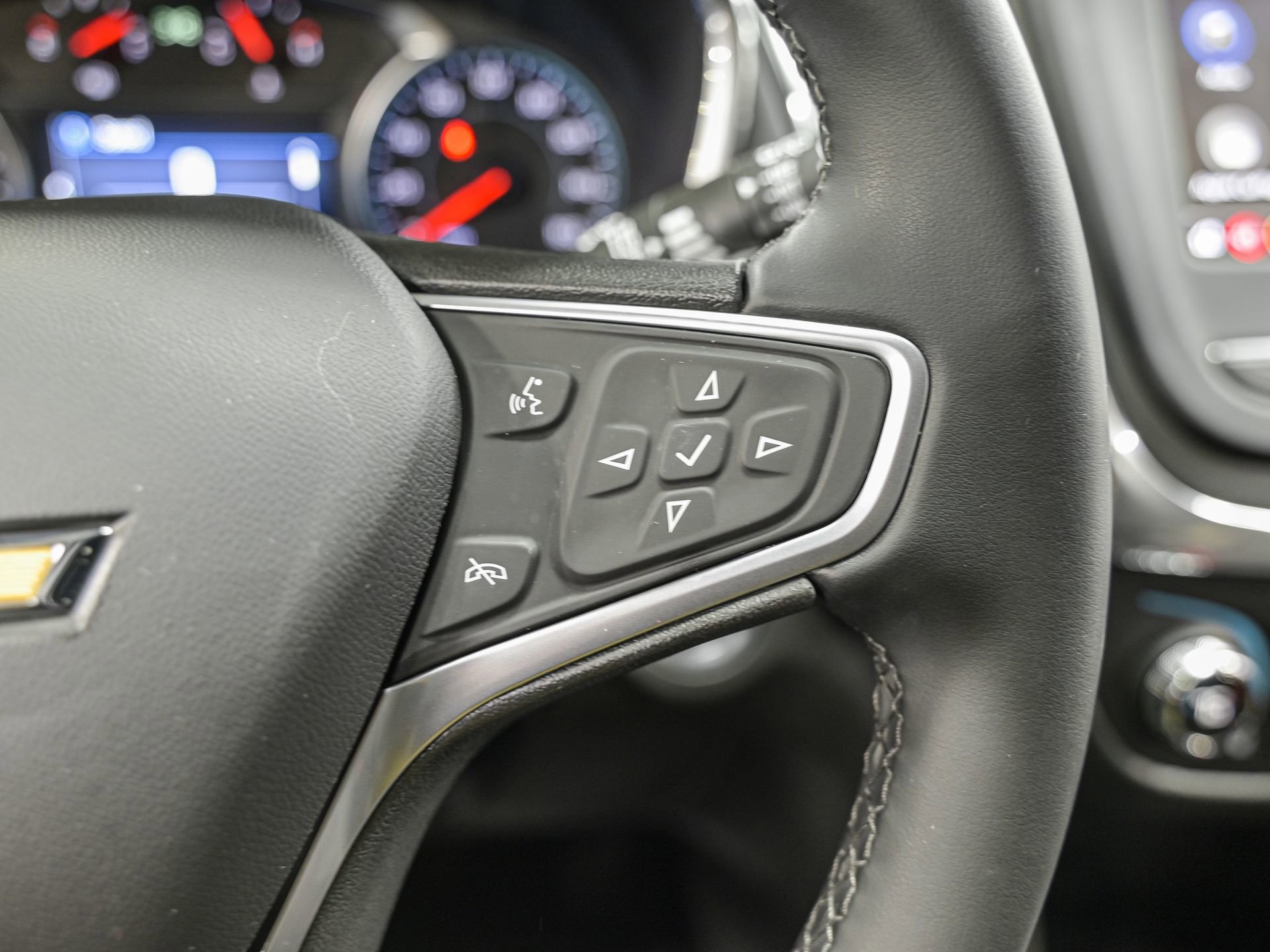 Used 2023 Chevrolet Equinox LT image 20