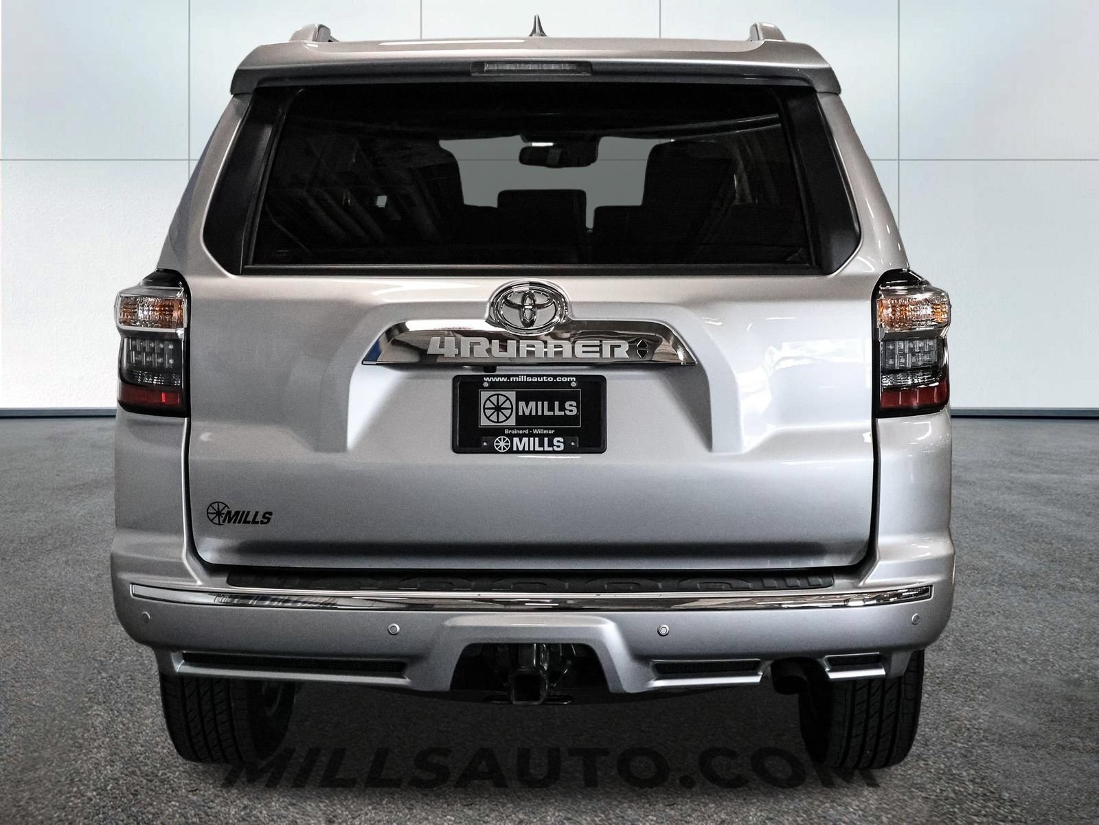 Used 2024 Toyota 4Runner Limited AWD/4WD image 7