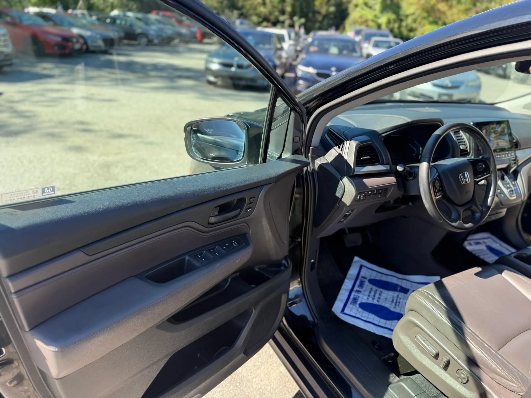 Used 2018 Honda Odyssey EX-L image 12