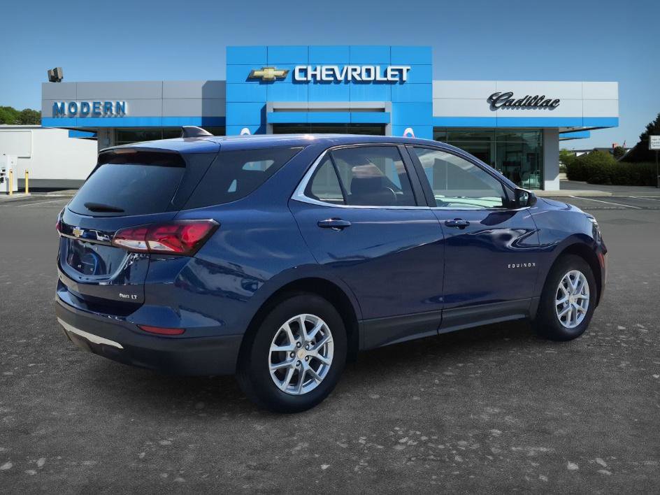 Used 2023 Chevrolet Equinox LT AWD/4WD image 5