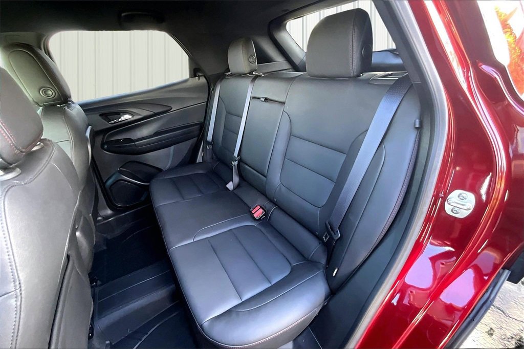 Used 2024 Chevrolet TrailBlazer RS w/ Driver Confidence Package image 19