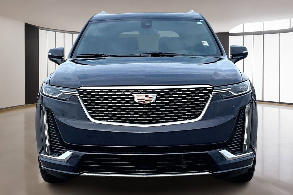 Certified 2024 Cadillac XT6 Premium Luxury w/ Technology Package AWD/4WD image 3