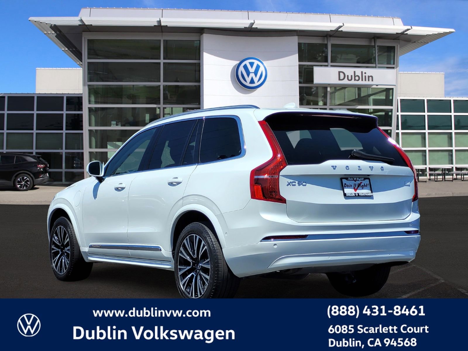 Used 2023 Volvo XC90 T8 Plus image 6